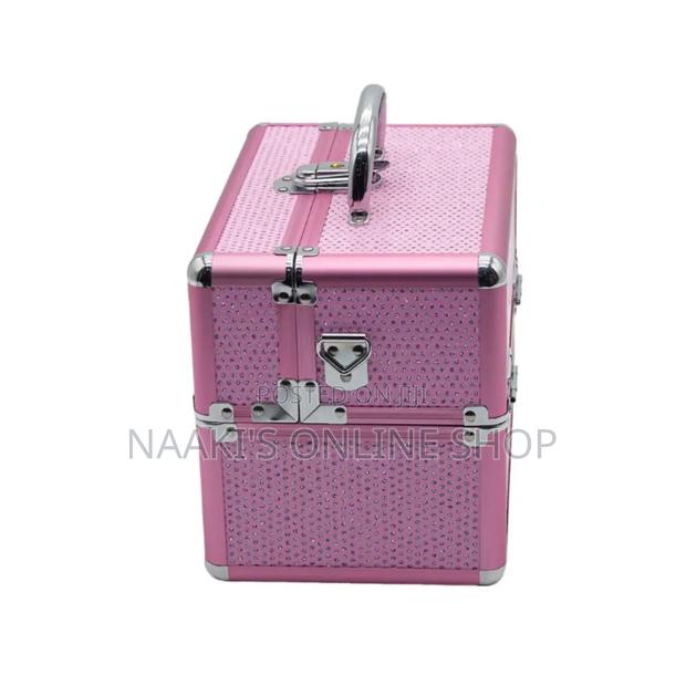 Waterproof Artists Makeup Box photo 2
