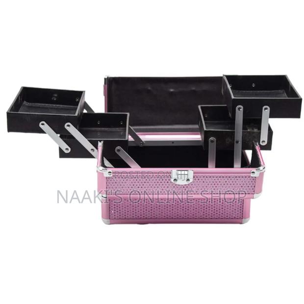 Waterproof Artists Makeup Box photo 4