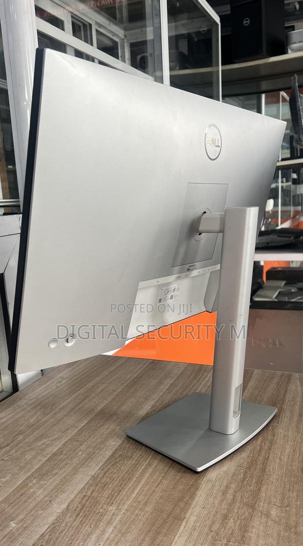 27’’ (Type C )Edgeless Monitor