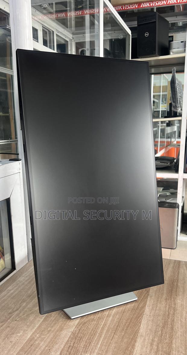 27’’ (Type C )Edgeless Monitor photo 5