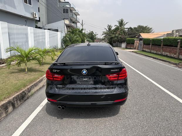 BMW 328i 2016 Black photo 4