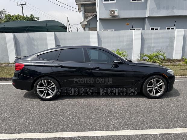 BMW 328i 2016 Black photo 3