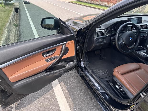 BMW 328i 2016 Black photo 13
