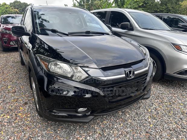 Honda HR-V 2017 Black photo 2