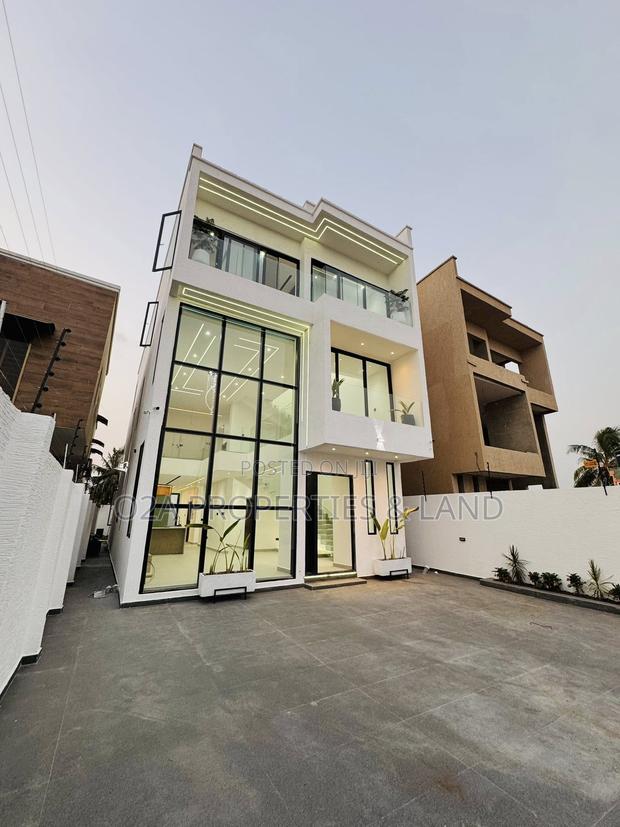 4bdrm Penthouse in Nanakrom, Nmai-Dzorn for sale photo 3