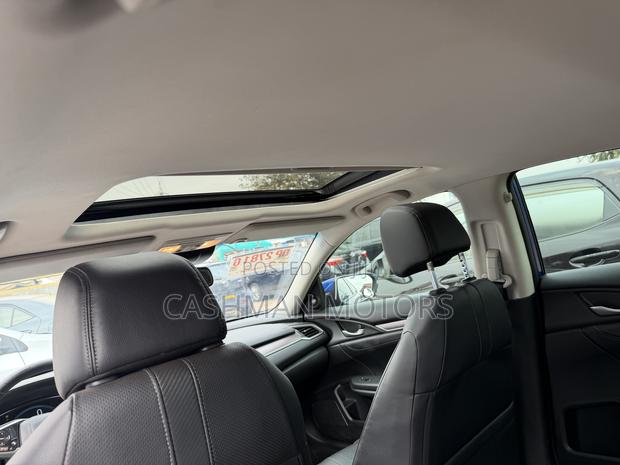 Honda Civic Touring Sedan 2018 Blue