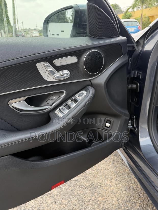 Mercedes-Benz C300 Sport 4Matic Sedan AWD (2.0L 4cyll 7A) 2016 Gray