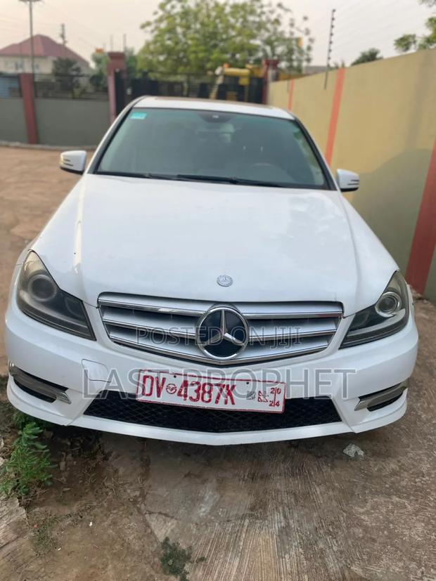 Mercedes-Benz C250 2014 White