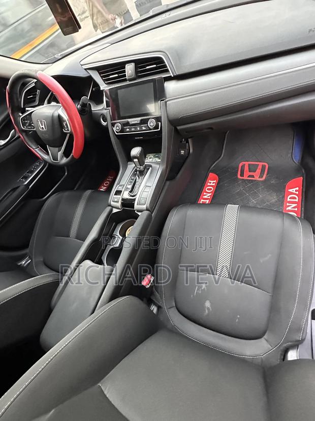 Honda Civic EX 4dr Sedan (2.0L 4cyl) 2017 White