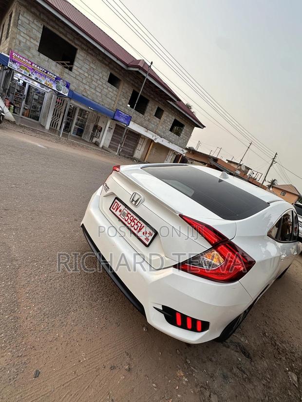 Honda Civic EX 4dr Sedan (2.0L 4cyl) 2017 White