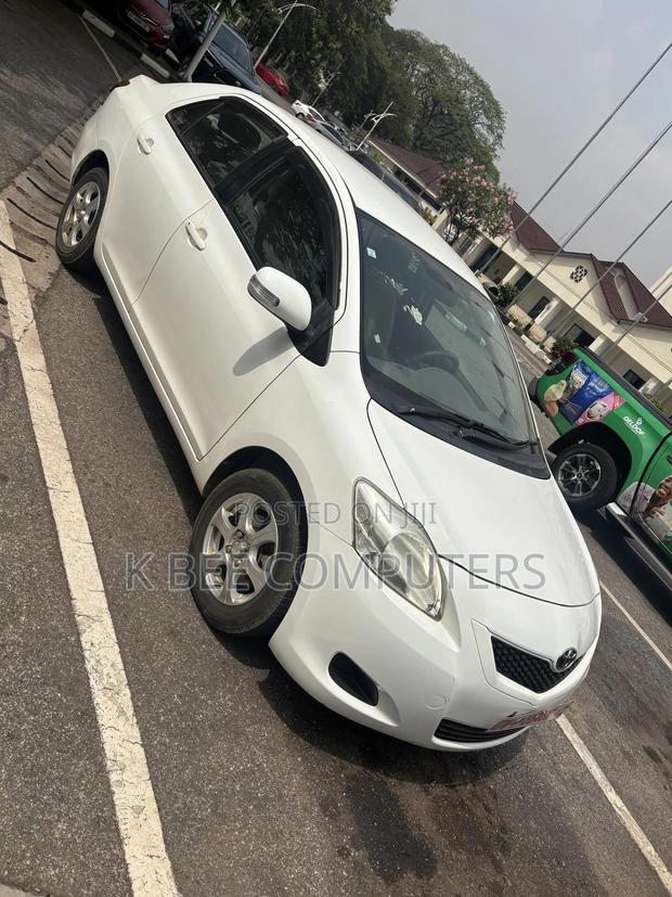 Toyota Belta 2010 White