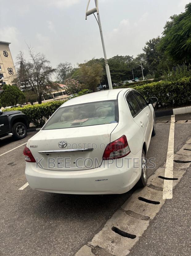 Toyota Belta 2010 White