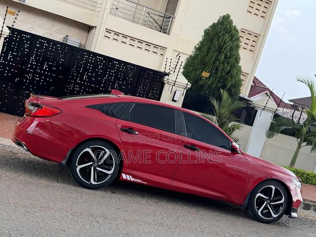 Honda Accord Sport 2.0T 2018 Red photo 6
