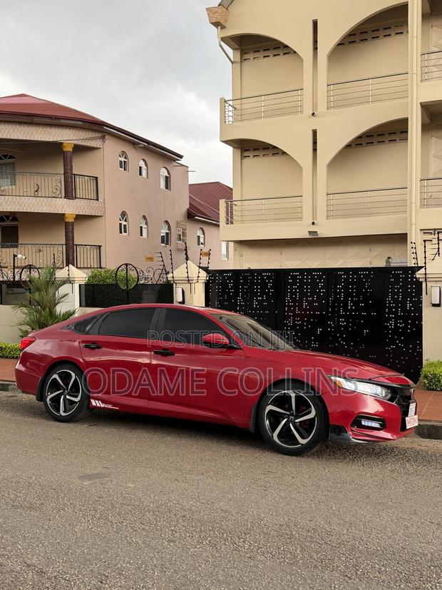 Honda Accord Sport 2.0T 2018 Red photo 4