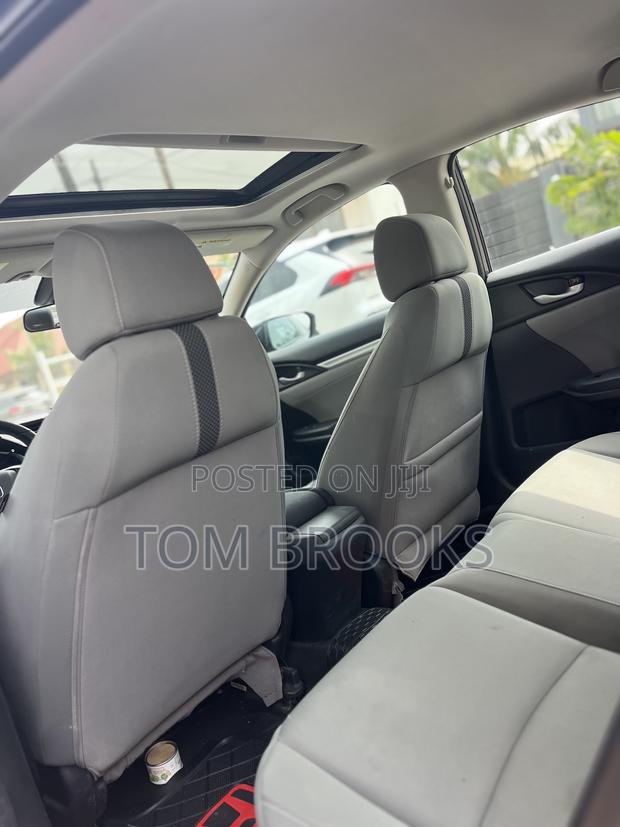 Honda Civic EX Sedan 2019 Gray