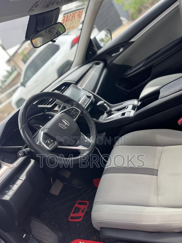 Honda Civic EX Sedan 2019 Gray