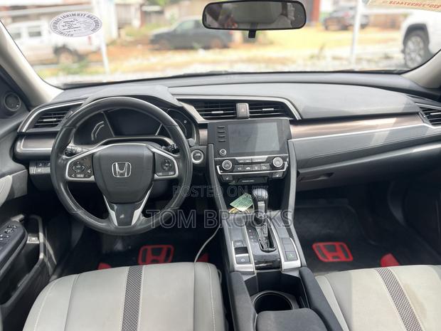 Honda Civic EX Sedan 2019 Gray