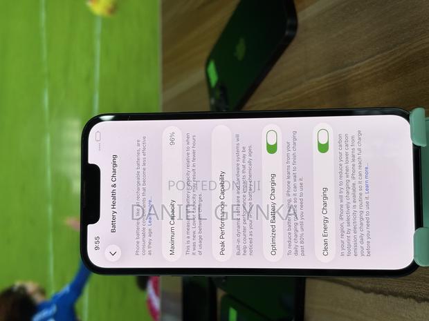 Apple iPhone 13 128 GB Black photo 3