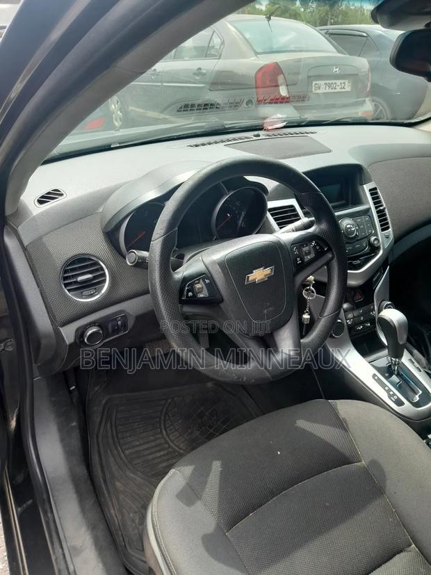 Chevrolet Cruze 1LT 4dr Sedan (1.4L 4cyl Turbo 6M) 2015 Black