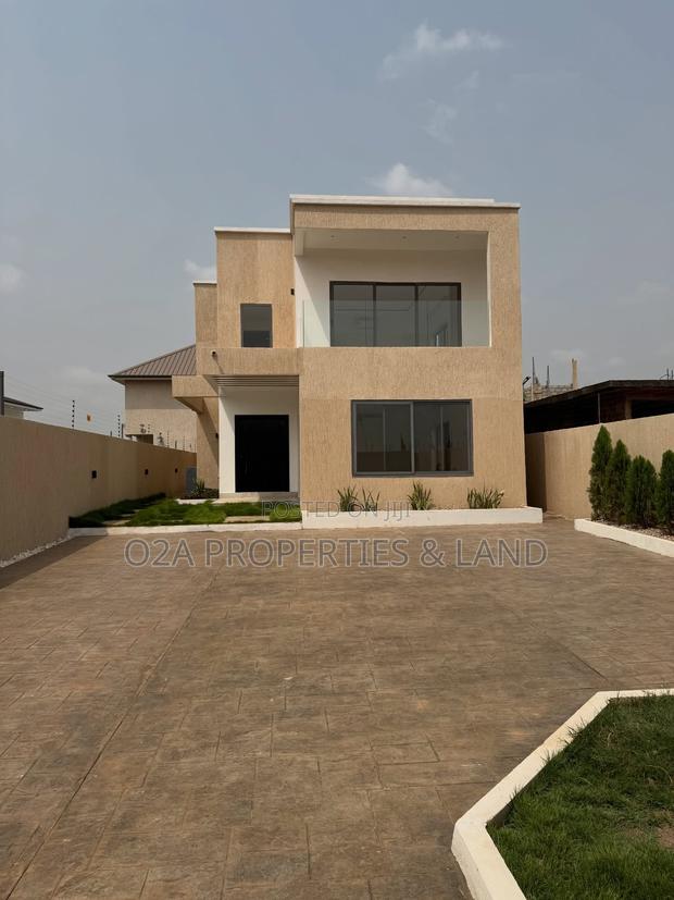 3bdrm House in East Legon Hills for sale