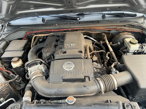 Nissan Navara 2016 Silver photo 7