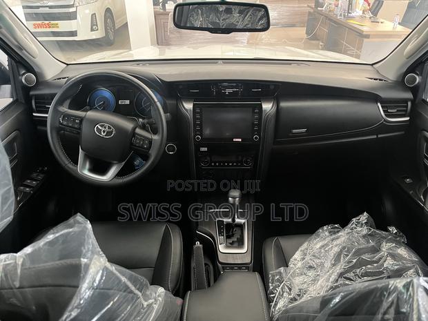 New Toyota Fortuner 2025 White