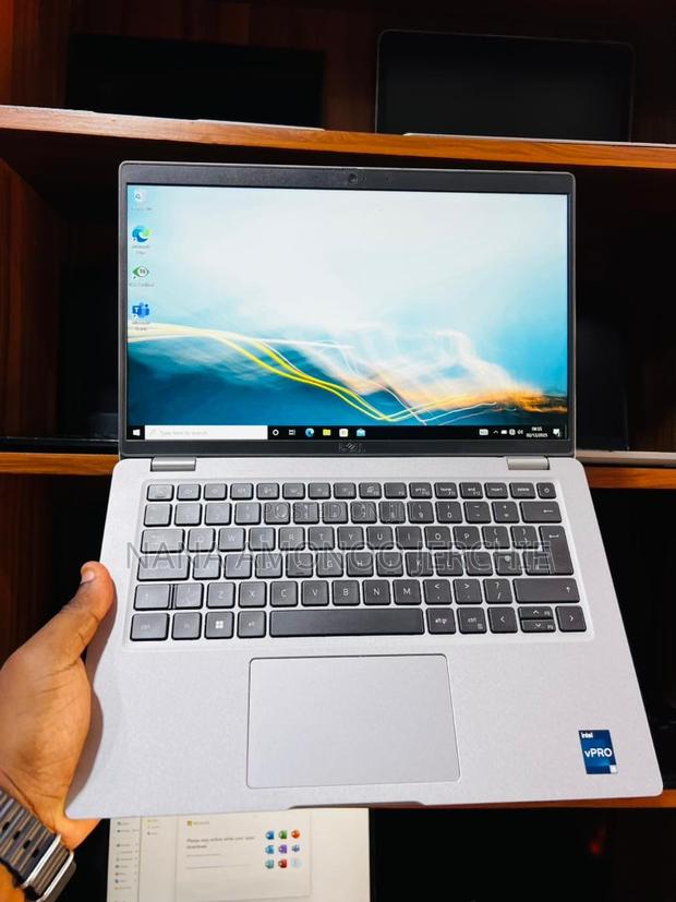 Laptop Dell Latitude 5530 16GB Intel Core I5 SSD 256GB photo 2