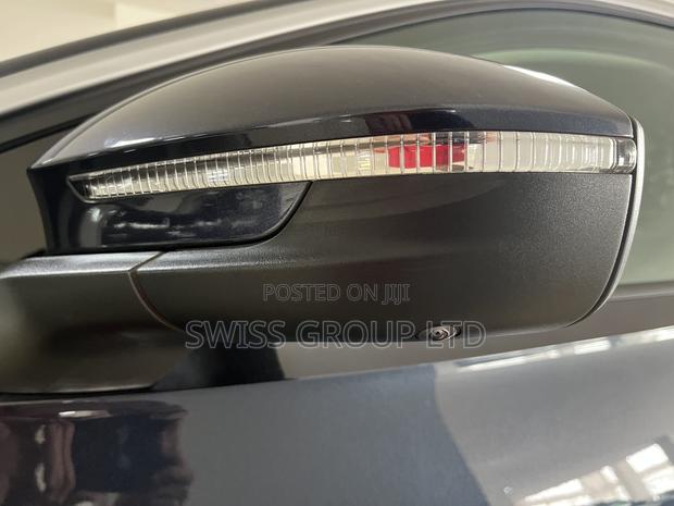 New Volkswagen ID.6 2023 Blue