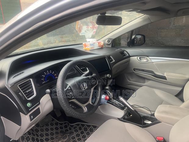 Honda Civic LX 2dr Coupe (1.8L 4cyl CVT) 2014 Silver photo 7