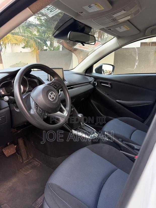 Toyota Yaris iA 1.5 FWD 2016 White