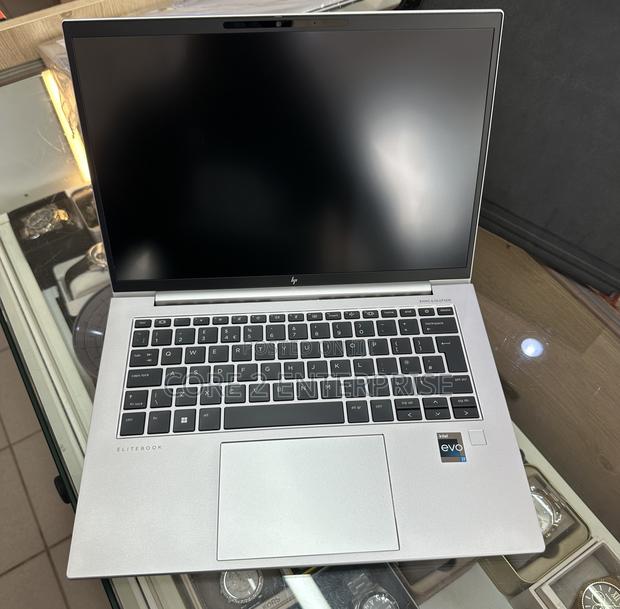 Laptop HP EliteBook 840 G10 16GB Intel Core I7 SSD 512GB photo 2