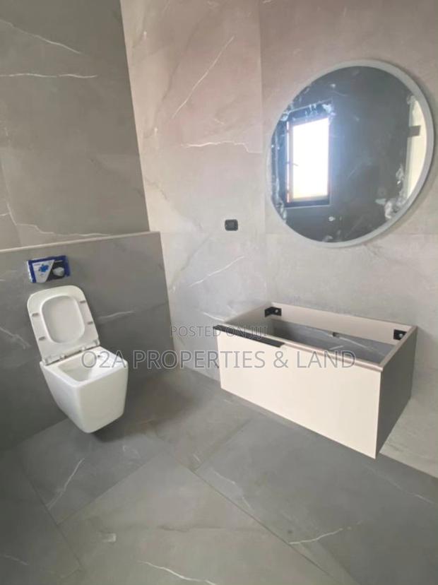 5bdrm House in Adjiringanor, Ability for sale photo 13