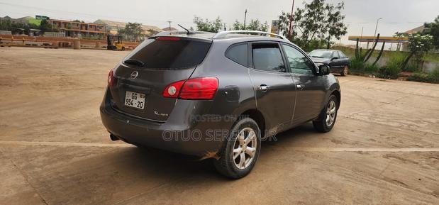 Nissan Rogue S 2012 photo 2