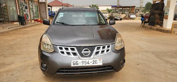 Nissan Rogue S 2012