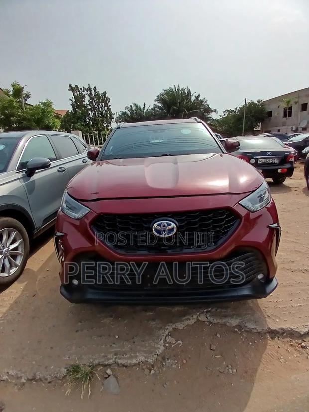 Toyota Highlander XSE 2022 Red photo 5