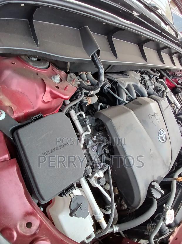 Toyota Highlander XSE 2022 Red photo 8