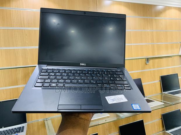Laptop Dell Latitude 7390 8GB Intel Core I5 SSD 256GB photo 3