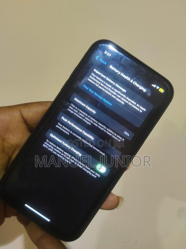 Apple iPhone XR 128 GB Black photo 2