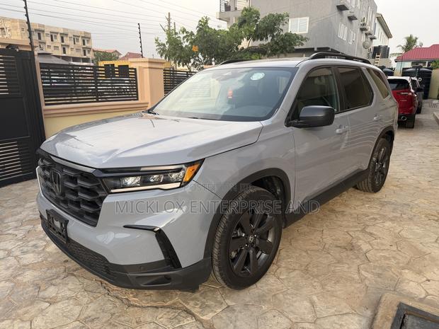 Honda Pilot Sport AWD 2025 Gray