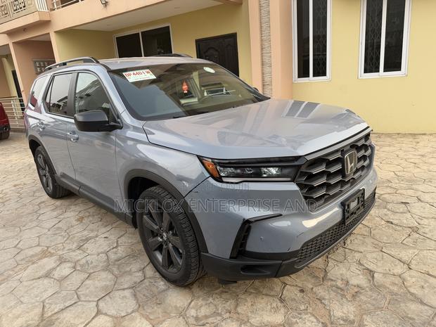 Honda Pilot Sport AWD 2025 Gray