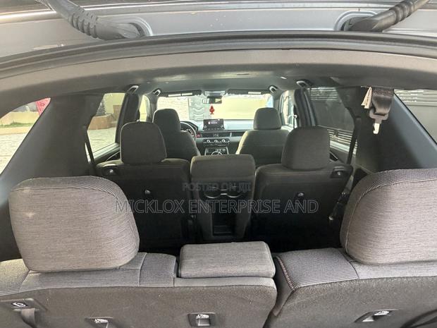 Honda Pilot Sport AWD 2025 Gray