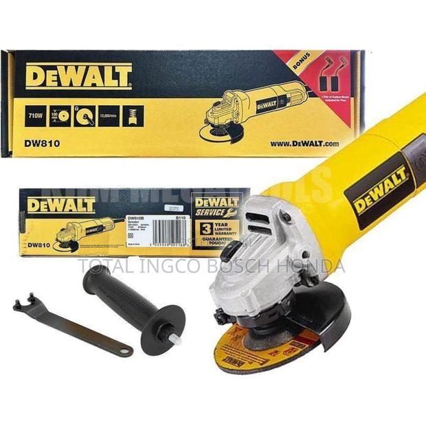 Dewalt. Cutting Machine 9 Inches Heavy Duty