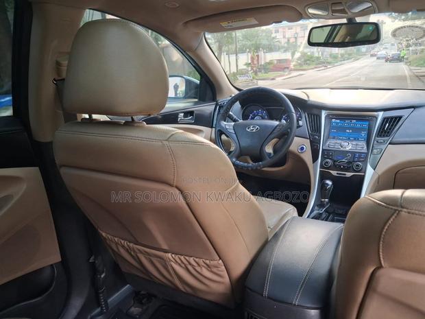 Hyundai Sonata 2013 Black photo 11