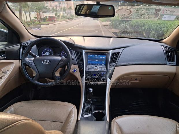 Hyundai Sonata 2013 Black photo 10