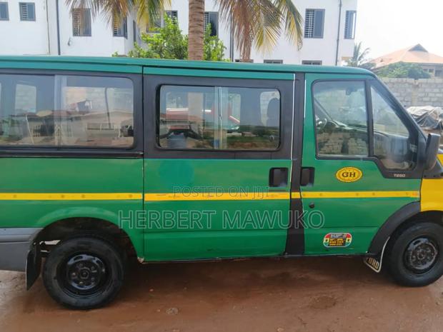 Ford Transit 2004 Green photo 6
