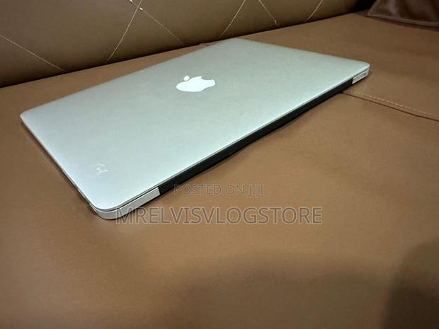 Laptop Apple MacBook Pro 16GB Intel Core I7 SSD 512GB photo 3