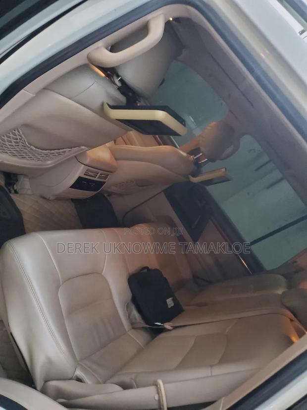 Toyota Land Cruiser 2017 White photo 14