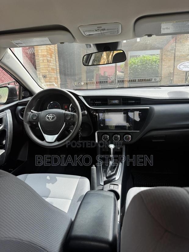 Toyota Corolla LE 4dr Sedan (1.8L 4cyl CVT) 2017 Black