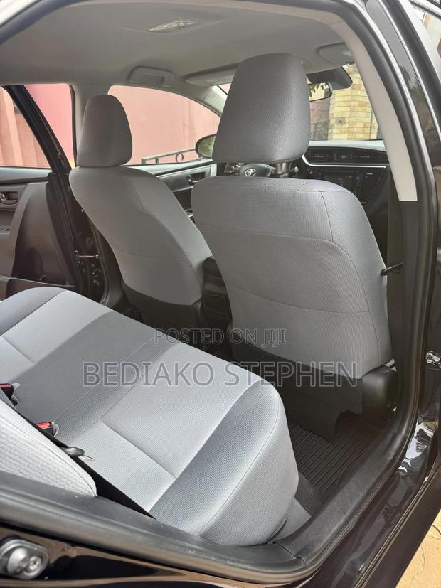 Toyota Corolla LE 4dr Sedan (1.8L 4cyl CVT) 2017 Black