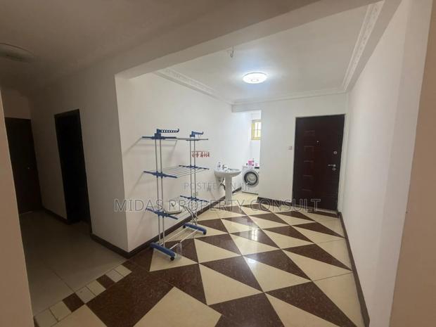 7bdrm House in Community 12, Tema Metropolitan for sale photo 12
